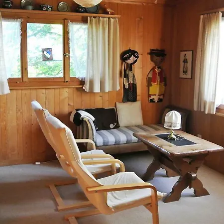 Apartment Schnaeggedanz- Chalet * Цвайзиммен